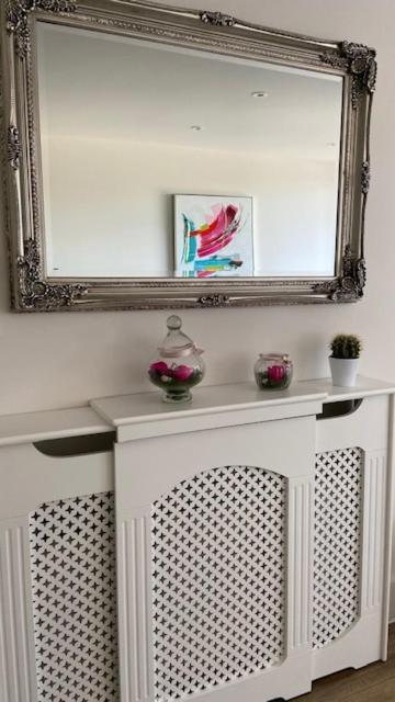 Modern Central Flat With Balcony & Free Parking On-Site Bornemouth Extérieur photo
